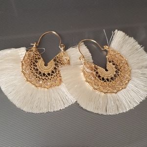*8 for $25 *Tassle Earrings
